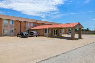 Econo Lodge - Emporia - 6