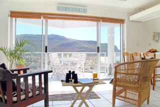 Crow's Nest Fish Hoek Apartment - Fish Hoek - 0
