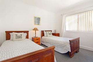 Crow's Nest Fish Hoek Apartment - Fish Hoek - 1