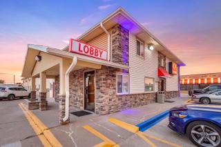 Econo Lodge Hays I-70 - Hays - 7