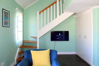 Seaside Loft Muizenberg Apartment - Muizenberg - 4