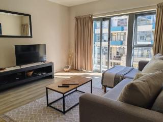 Beach Loft Empire Apartment - Muizenberg - 0