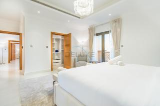 Near the Beach 4BR Villa with Assistant's Room, Minutes Away from the Mall and Monorail, Canal Cove, Palm Jumeirah by Deluxe Holiday Homes - 7