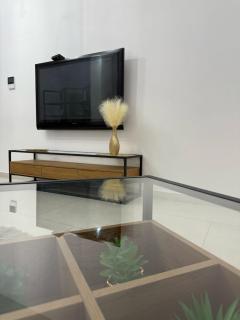 Tropical House - Gizzeria - 3