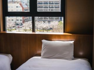 THE BASICS FUKUOKA - 6