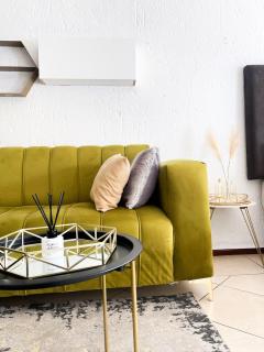 Cozy Studio in Sandton, Work, Relax & Recharge - 0