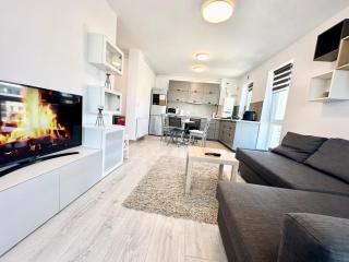 Kasper Coresi Mall - Rise Private Apartments & Suites - Brasov - 2