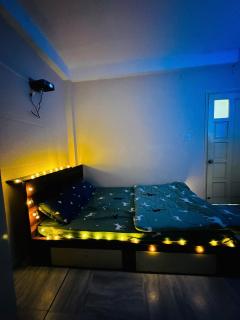 Netfix Romantic Studio Room - 4