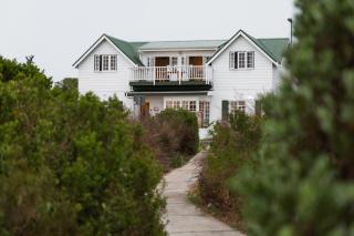 Little Villa by Ideas Cartel - Hermanus - 0