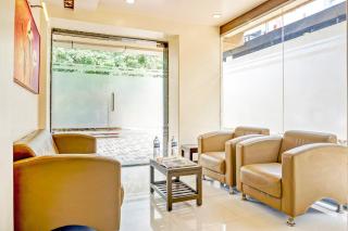 Super Townhouse OAK Regal Inn Near Sant Tukaram Nagar Metro Station - Chinchiwad - 2