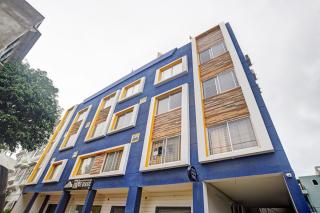 Super Townhouse Pine Tree - Indore - 2
