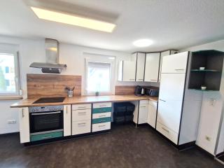 Traumwohnung mit Sonnen-Balkon - nur 5 min vom EP - Rheinhausen - 8