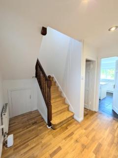 4 Bed Contractor House - Close to City Centre - - 5