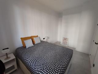 Apartamentos MYE by Clabao - Pamplona - 1