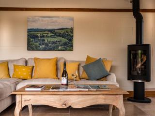 Vineyard Barn Room - Woodchester - 4