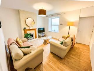 STELLA'S COTTAGE- Cute Traditional Home In South West By StayStaycations - Bristol - 3