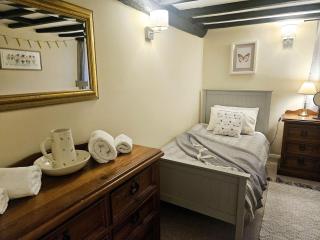 Holly Cottage - Ticehurst - 2
