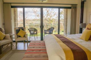 Vineyard Barn Room - Woodchester - 8