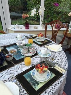 Kingswood Cottage - 1