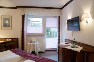 Hotel Chalet - Bad Zwischenahn - 1