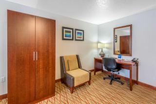 Comfort Inn Mount Shasta Area - Weed - 2