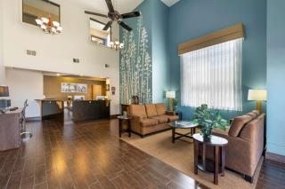 Sleep Inn & Suites Hays I-70 - Hays - 8