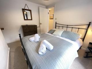 The Bolthole, a cosy, contemporary cottage! - 1