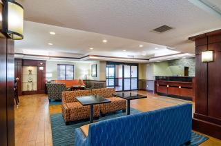 Comfort Inn & Suites - Hutchinson - 5