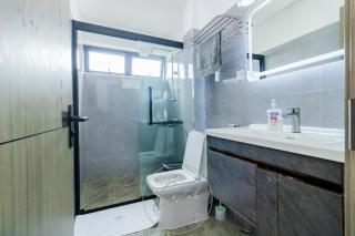 beautifully two bedroom apartment with heated swimming pool fully equipped gym ample parking space children playground and relaxing rooftop with breathtaking views - Nairobi - 9