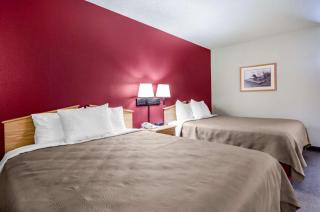 Rodeway Inn - Hesston - 2