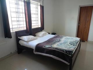 Abbu Royal Palace Cottage - Udagamandalam - 9