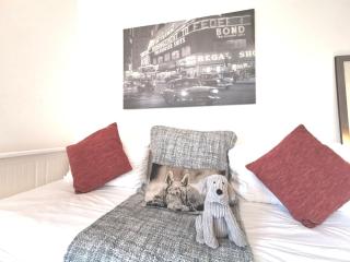 West Street Studios, Free WIFI, FREE Parking, Washer dryer - Banbury - 1