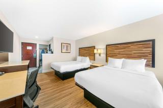 Quality Inn & Suites - Sacramento - 2