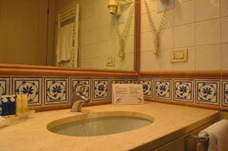 Sardinian-style Resort 2 Bedroom Apartments Sleeps 7 - Pula - 1