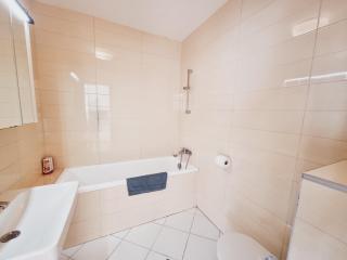 Bucharest Central EE Apartment - 8