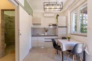 Trbović Apartments Peaceful stay with Free Parking, Pet-Friendly, and Bike Storage in Umag - Umag - 8