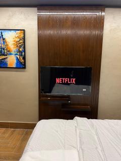 Top Notch- 2 BHK Condo Travel Pin - Lahore - 4