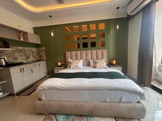 Up in the Clouds Omaxe Hazratganj - 9