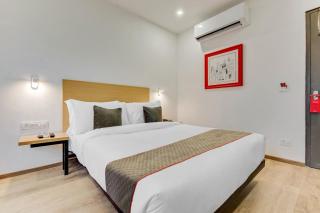 Super Townhouse Sector 49 Near Logix city centre - Noida - 0