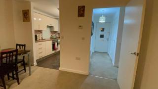 New Modern 3-Bed Home FREE Parki - Dartford - 2