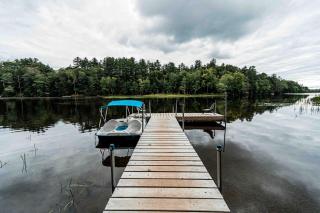 Unique Pet Friendly Treehouse with Hot Tub on the Edges of Belgrade Stream with Direct Access to Messalonskee Lake, Maine - Belgrade - 9