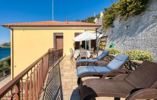 2 Bedroom Awesome Home In Cipressa - Cipressa - 1