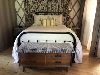 Amazing Yurt in Idaho for Camping Near Caribou National Forest - 4