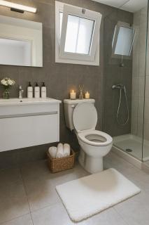 White Sea View Apartment - Limassol - 4