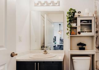 Luxury Gem Waterfront - Hamilton - 2