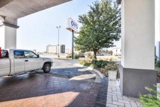 OYO Townhouse Oklahoma City Airport - Oklahoma City - 2