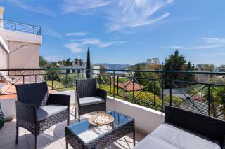 Cozy Retreat in Anavyssos for 4 - 9