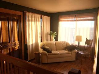 Cozy and Intimate Cabin Rental near Livingston for a Romantic Getaway in Montana - Livingston - 2