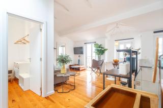 Bica Blue 1BR Loft w Riverview n AC by LU Holidays - Lissabon - 5