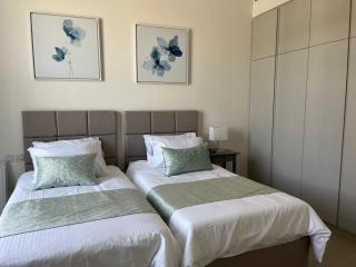 Elegant 2 Bedroom Apartment in Sobha Hartland - Dubai - 7